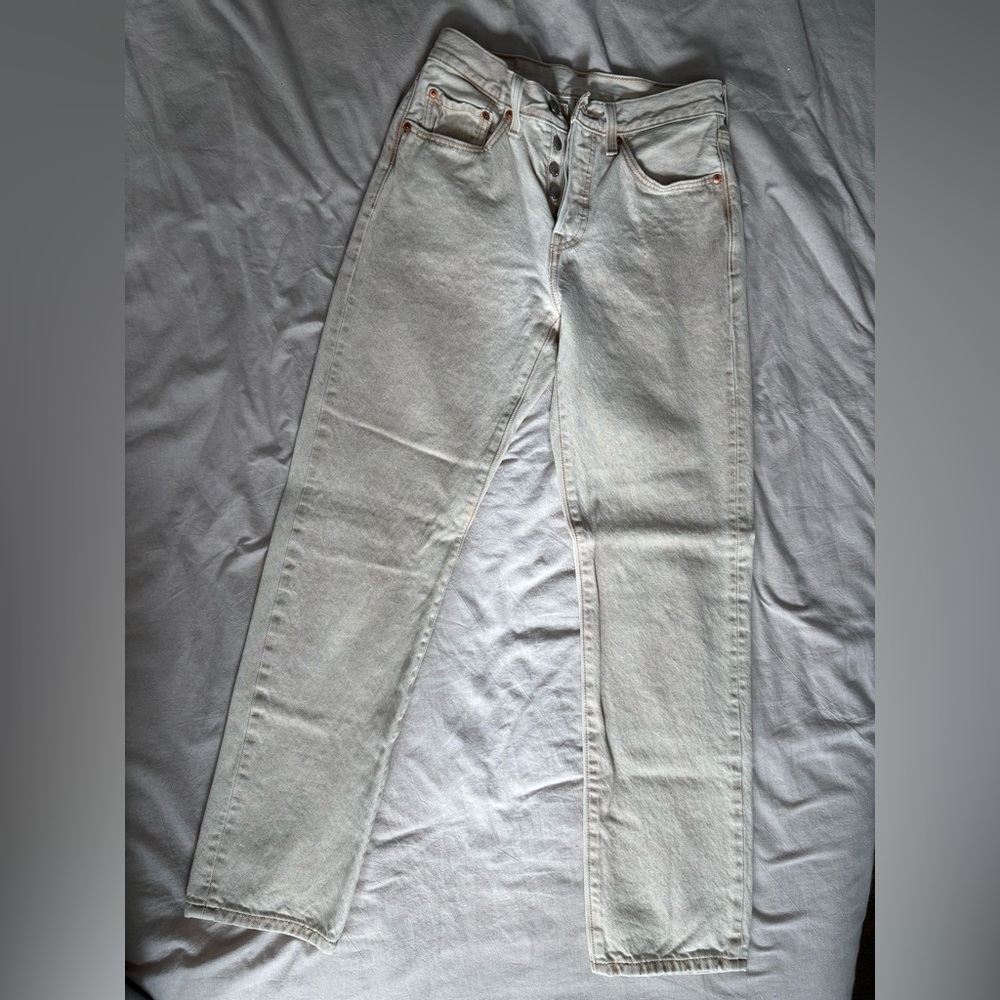 Levi's Cream Straight Leg Women's Jeans